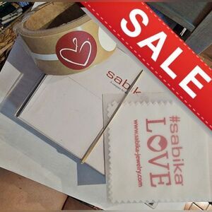 #Sabika 100+ Envelopes, Cleaning Cloth, Roll Of Heart Labels